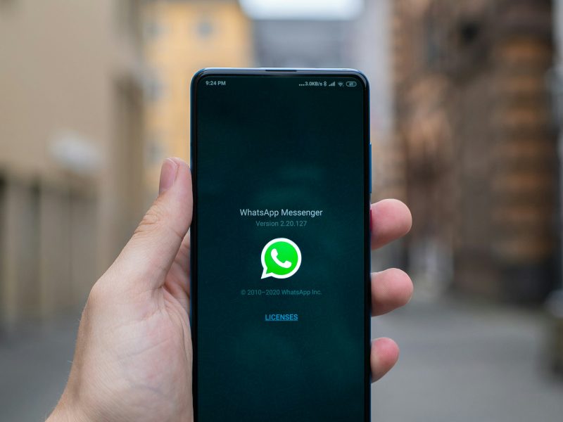 How to Download ‘View Once’ Photos and Videos on WhatsApp (3 Methods) 